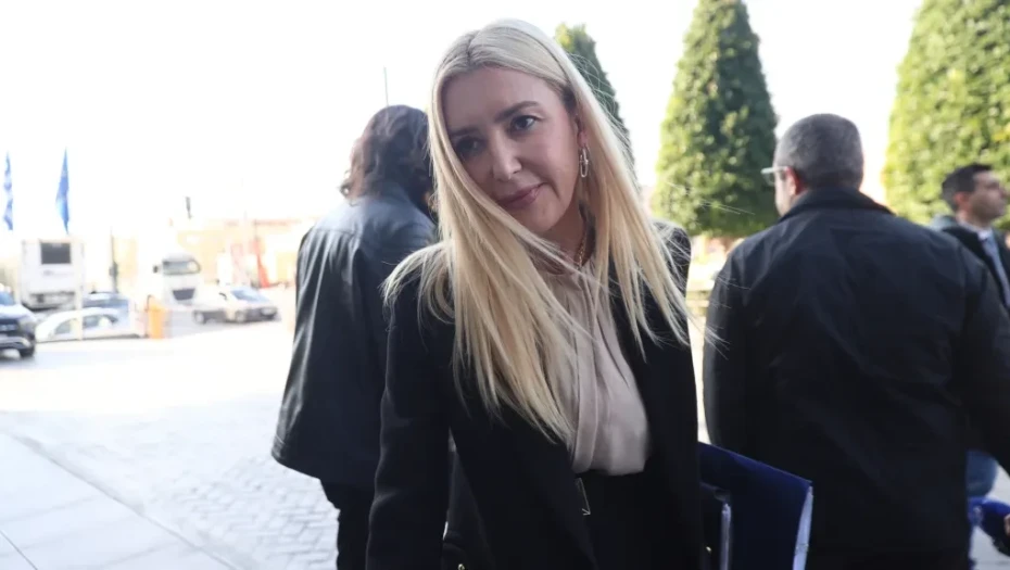 Σέρρες - Κατηγορούμενη η Φωτεινή Αραμπατζή για το αδίκημα της ηθικής αυτουργίας σε απιστία κατ’ εξακολούθηση