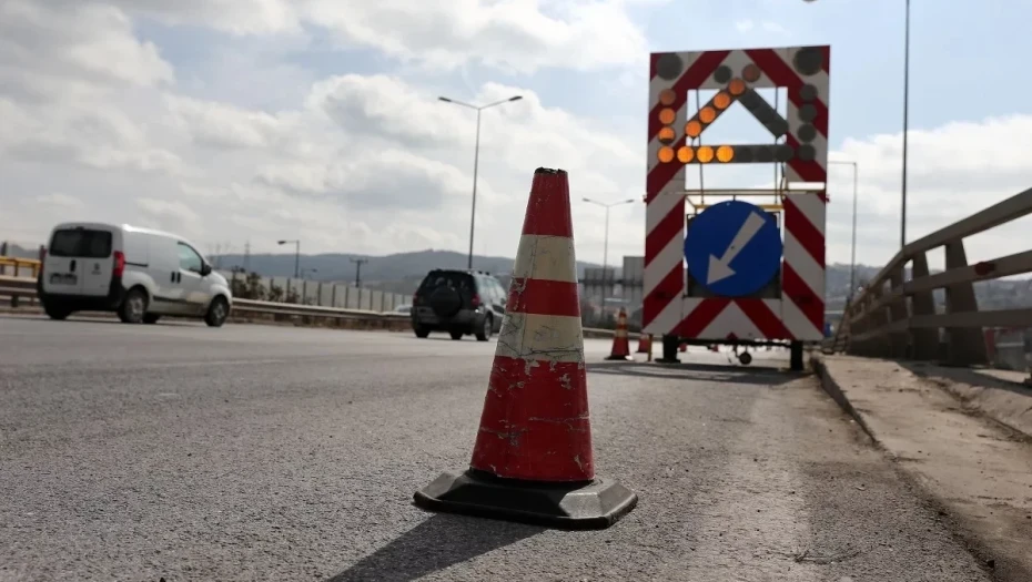 Εργασίες καθαρισμού στην Εθνική Οδό Θεσσαλονίκης- Σερρών από την Περιφέρεια Κεντρικής Μακεδονίας