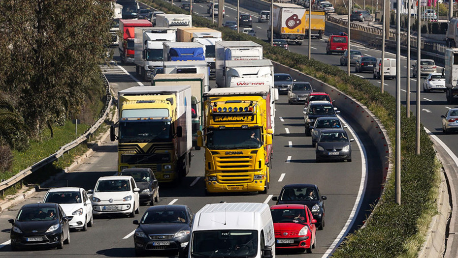 Απαγόρευση κυκλοφορίας φορτηγών μέγιστου επιτρεπόμενου βάρους άνω των 3,5 τόνων κατά την περίοδο εορτασμού του Πάσχα