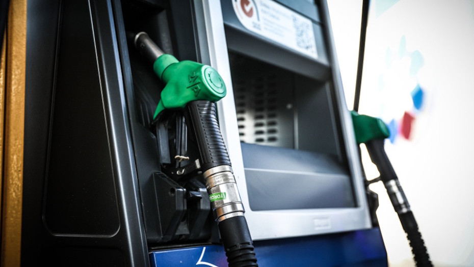 Χωρίς fuel pass και market pass οι Έλληνες πολίτες - Από τα 62 στα 100 δολάρια το πετρέλαιο
