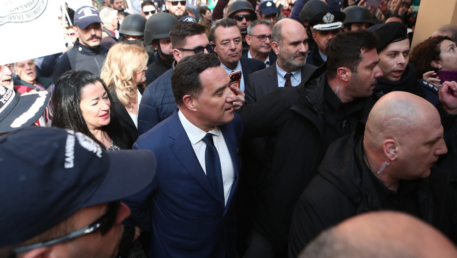 ΣΥΡΙΖΑ- Ο κ.Γεωργιάδης μόνο με τη βία μπορεί να επικοινωνήσει τις απόψεις του