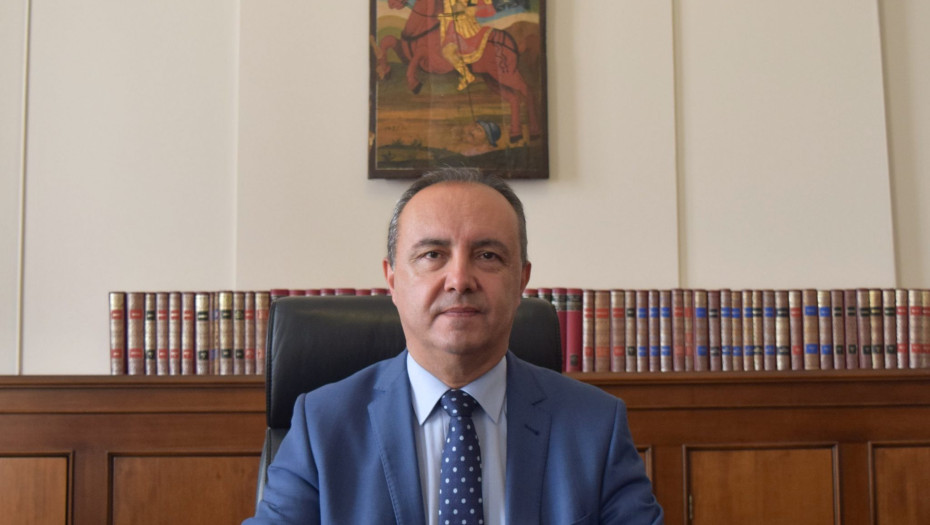 300 στελέχη υποστηρίζουν το εγχείρημα του Θεόδωρου Καράογλου