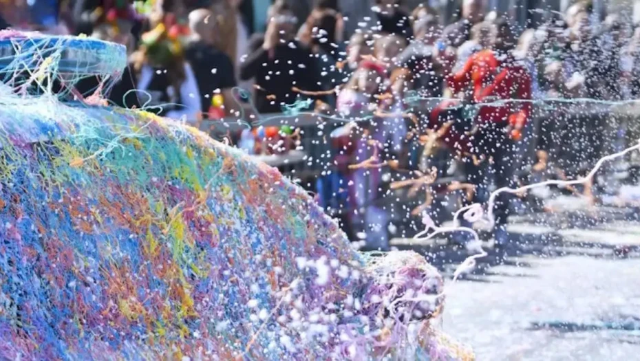 Κρήτη: Έγκαυμα στα μάτια από αφρούς για 15χρονη στο καρναβάλι της Κισσάμου – «Αφόρητοι οι πόνοι»