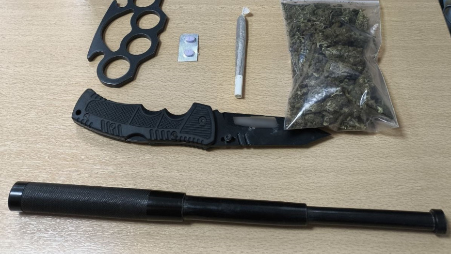 Σέρρες: Χειροπέδες σε ζευγάρι για ναρκωτικά και όπλα