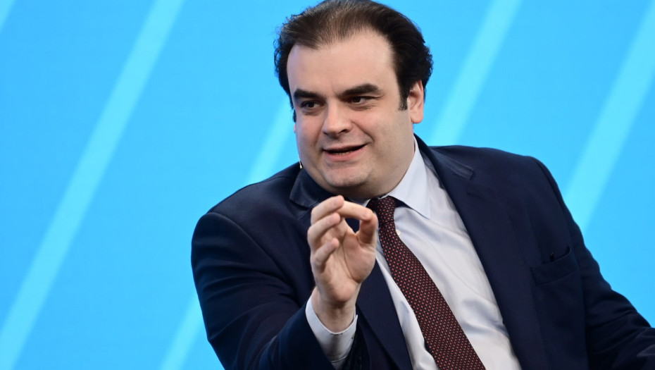 Με την Ελληνική Ένωση Τραπεζών συναντήθηκε ο Κυριάκος Πιερακάκης