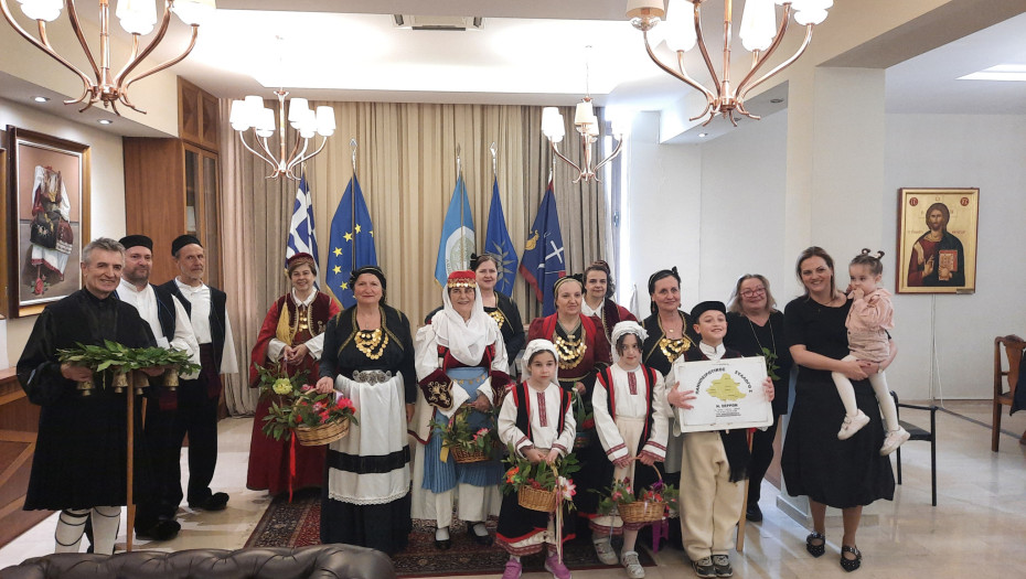 Τα κάλαντα του Λαζάρου έψαλλαν στη Δήμαρχο Σερρών