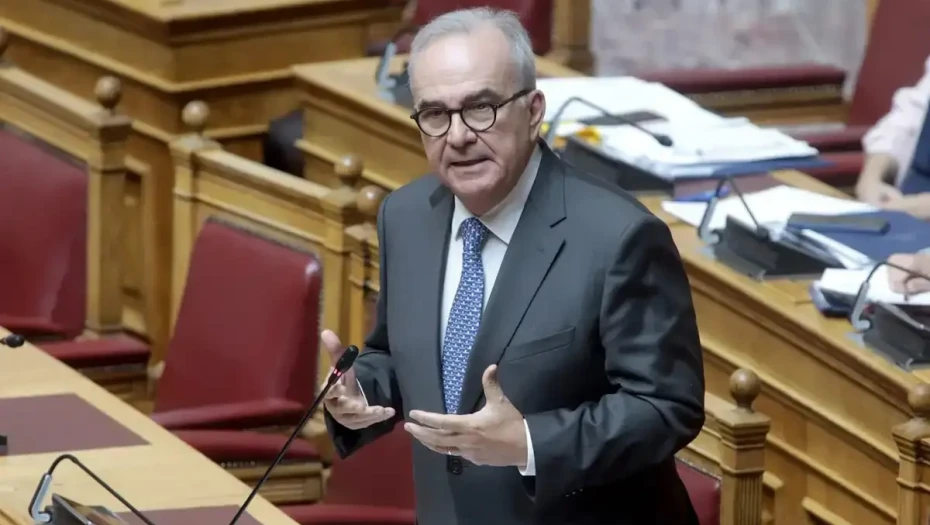 Συνάντηση Παπαθανάση με φορείς και επιχειρήσεις που δραστηριοποιούνται στον κλάδο της αμυντικής βιομηχανίας