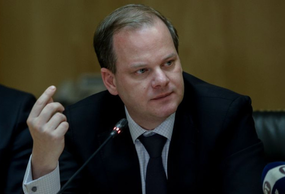 Κώστας Καραμανλής: Και δεύτερο άτομο στα ταξί Κώστας Καραμανλής: Και δεύτερο άτομο στα ταξί