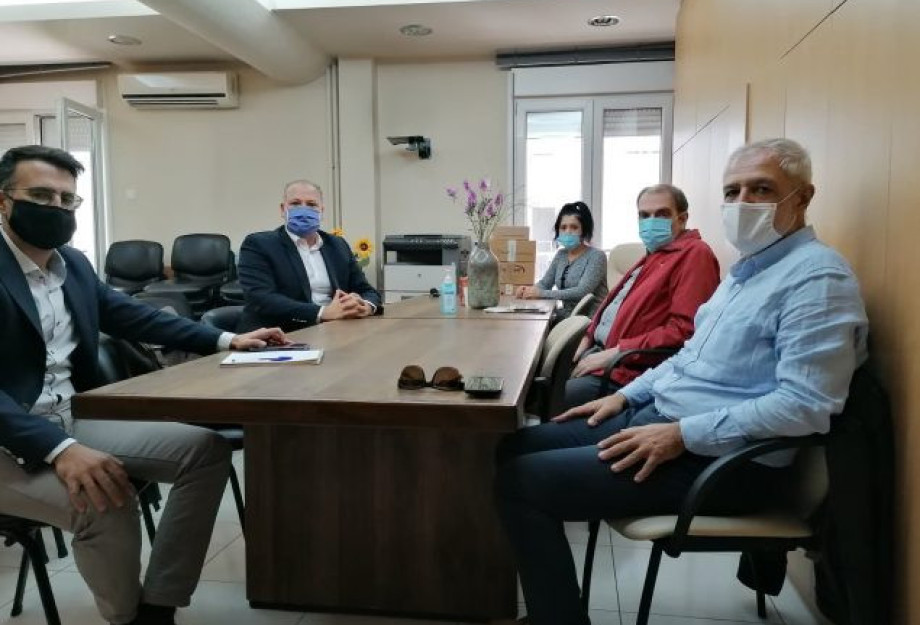Τα γραφεία του Ιατρικού Συλλόγου Σερρών επισκέφθηκε ο Λευτέρης Αβραμάκης Τα γραφεία του Ιατρικού Συλλόγου Σερρών επισκέφθηκε ο Λευτέρης Αβραμάκης
