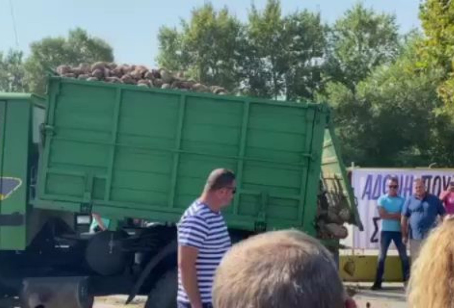 Η Royal Sugar θα αγοράσει τα τεύτλα των Σερραίων αγροτών! Η Royal Sugar θα αγοράσει τα τεύτλα των Σερραίων αγροτών!