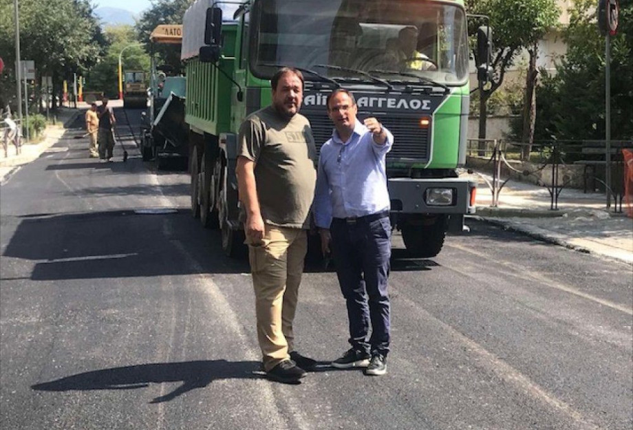 Στο Δήμο Σερρών επίβλεψη στα έργα ασφαλτόστρωσης σε Εθν. Αντιστάσεως και Σιγής Στο Δήμο Σερρών επίβλεψη στα έργα ασφαλτόστρωσης σε Εθν. Αντιστάσεως και Σιγής