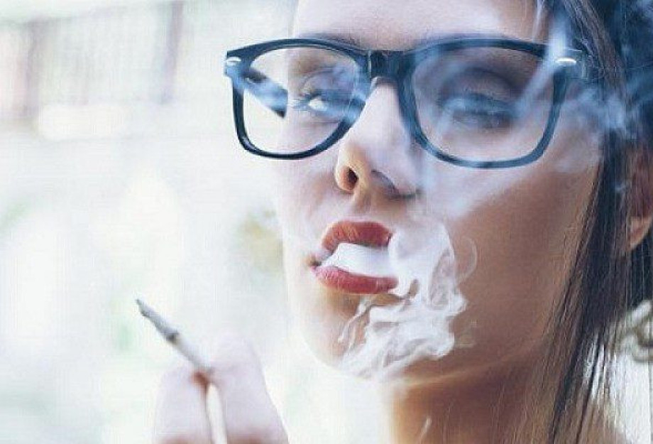Κάπνισμα: 6 τρόφιμα για να αποβάλλετε τη νικοτίνη από το σώμα Κάπνισμα: 6 τρόφιμα για να αποβάλλετε τη νικοτίνη από το σώμα