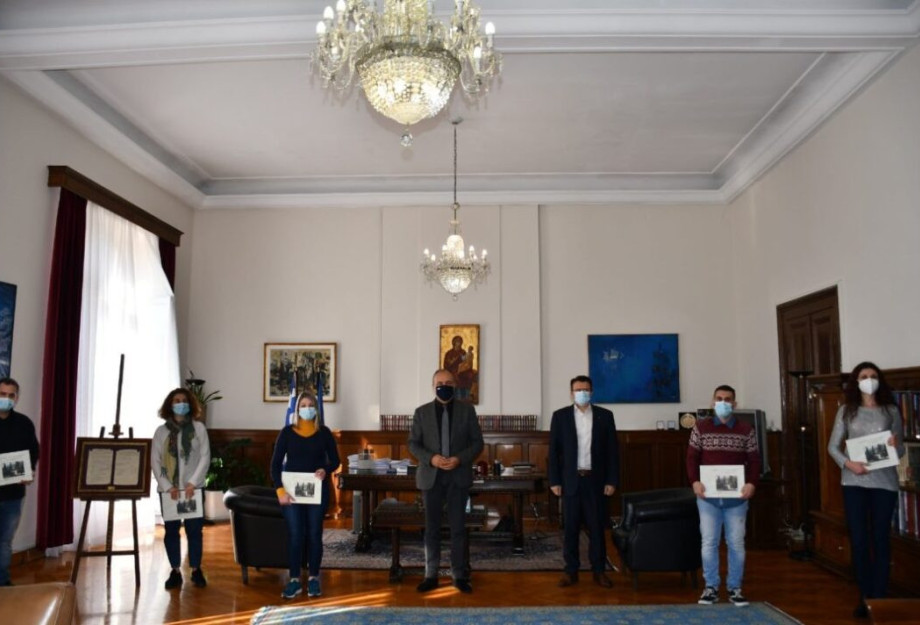 Θεόδωρος Καράογλου: Φωτεινά παραδείγματα προσφοράς οι εθελοντές νοσηλευτές Θεόδωρος Καράογλου: Φωτεινά παραδείγματα προσφοράς οι εθελοντές νοσηλευτές