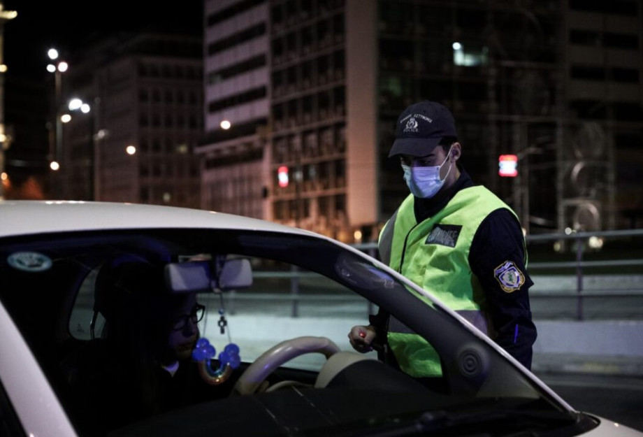 Lockdown: Πόσα άτομα επιτρέπονται σε ΙΧ – Τι ισχύει για μάσκες και πρόστιμα Lockdown: Πόσα άτομα επιτρέπονται σε ΙΧ – Τι ισχύει για μάσκες και πρόστιμα