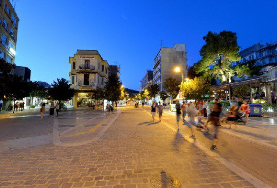 Συνεχίζονται οι εκπτώσεις και τον όλο τον Μάρτη Συνεχίζονται οι εκπτώσεις και τον όλο τον Μάρτη