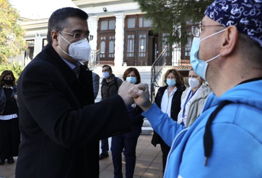 Παρέδωσε ο Α. Τζιτζικώστας Εξοπλισμό για την αντιμετώπιση της πανδημίας του κορονοϊού Παρέδωσε ο Α. Τζιτζικώστας Εξοπλισμό για την αντιμετώπιση της πανδημίας του κορονοϊού