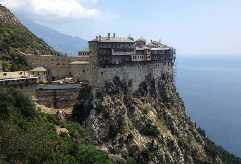 Μπαίνει το Άγιον Όρος με την εγκατάσταση φωτοβολταϊκών Σε νέα ενεργειακή εποχή Μπαίνει το Άγιον Όρος με την εγκατάσταση φωτοβολταϊκών Σε νέα ενεργειακή εποχή