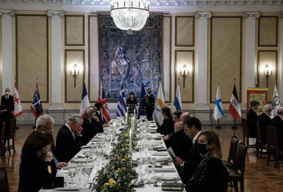 Επίσημο δείπνο στο Προεδρικό Μέγαρο: Φωτογραφίες από τους καλεσμένους – Το μενού Επίσημο δείπνο στο Προεδρικό Μέγαρο: Φωτογραφίες από τους καλεσμένους – Το μενού