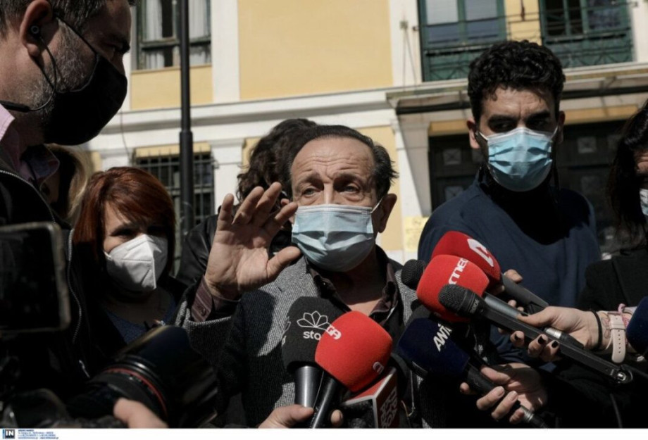 Σπύρος Μπιμπίλας – Κατάθεση ψυχής: Με κοροϊδεύανε και τώρα μου λένε χίλια συγγνώμη Σπύρος Μπιμπίλας – Κατάθεση ψυχής: Με κοροϊδεύανε και τώρα μου λένε χίλια συγγνώμη
