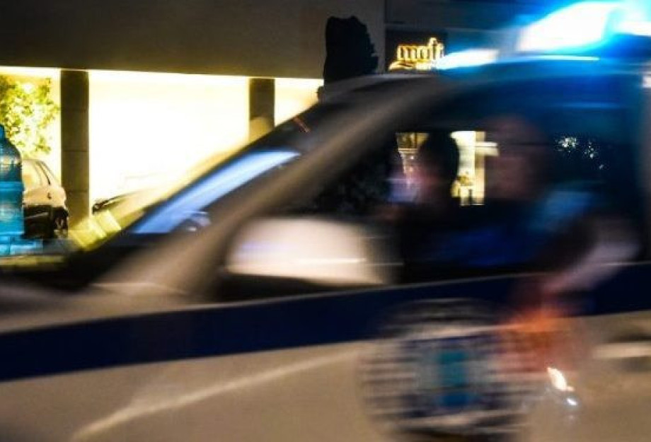 Οικογενειακή Σφαγή-Νεκρός 30χρονος άνδρας και η 25χρονη αδελφή του Οικογενειακή Σφαγή-Νεκρός 30χρονος άνδρας και η 25χρονη αδελφή του