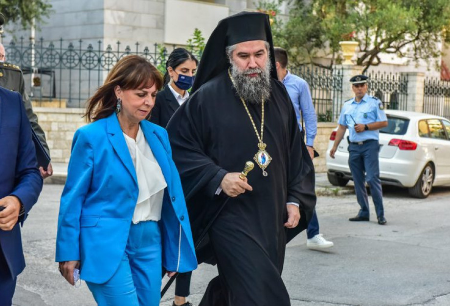 Ο Σερρών Θεολόγος προς την Πρόεδρο της Δημοκρατίας: Η Εκκλησία διακονεί με πιστότητα το όραμα της ενότητος και ομοψυχίας του λαού μας Ο Σερρών Θεολόγος προς την Πρόεδρο της Δημοκρατίας: Η Εκκλησία διακονεί με πιστότητα το όραμα της ενότητος και ομοψυχίας του λαού μας