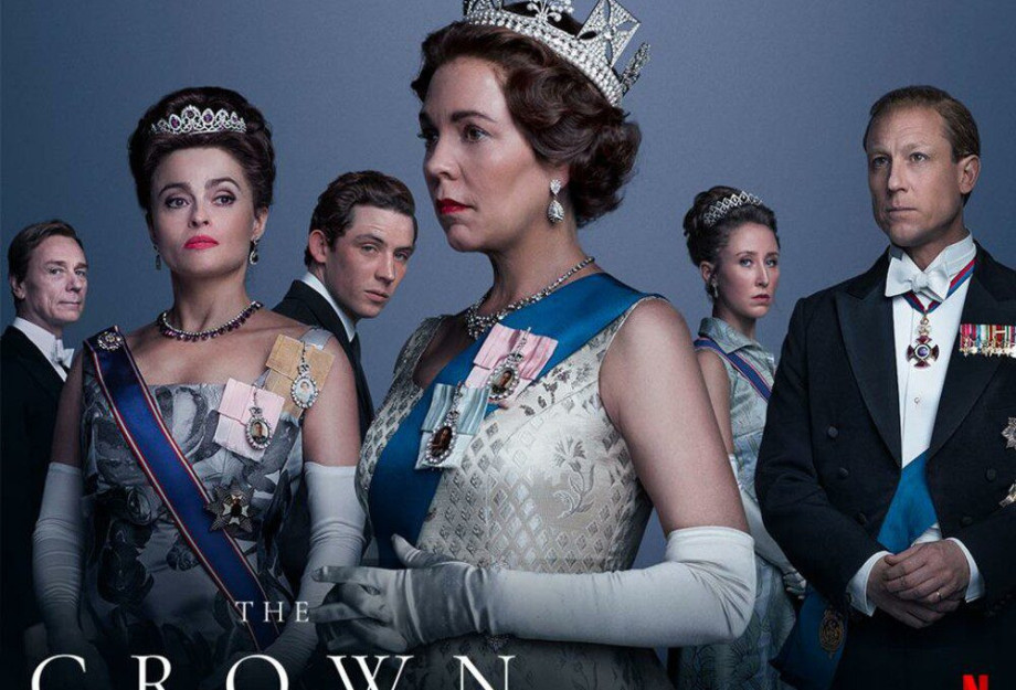 The Crown: Παραγωγός της σειράς μπήκε ως τουρίστας στο Παλάτι για να αντιγράψει τα σκηνικά The Crown: Παραγωγός της σειράς μπήκε ως τουρίστας στο Παλάτι για να αντιγράψει τα σκηνικά