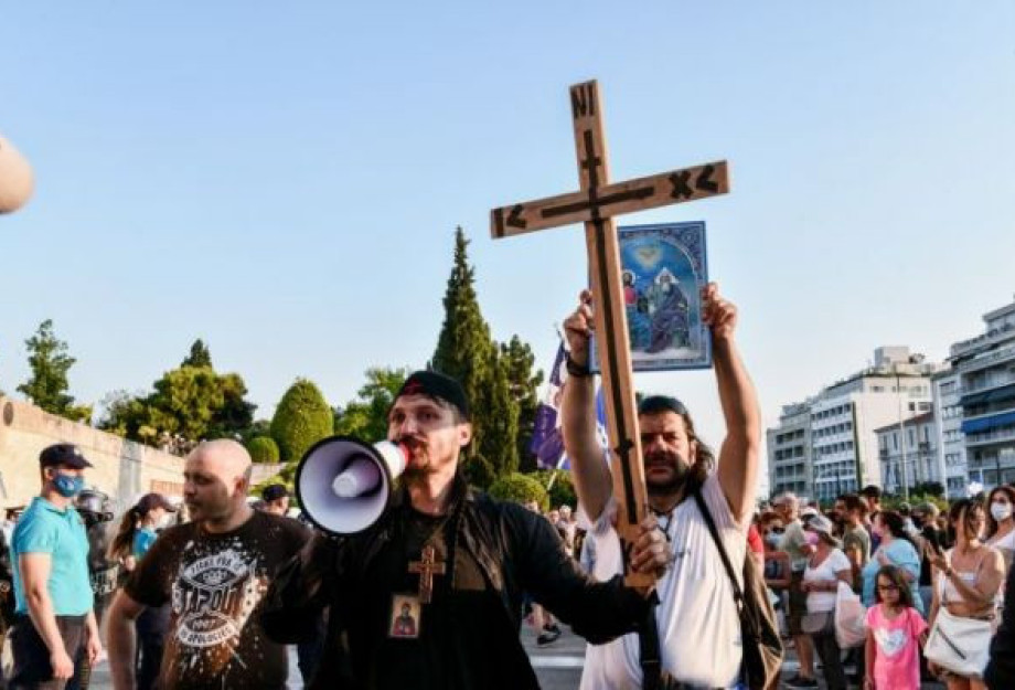 Πληθαίνουν επικίνδυνα οι αντιεμβολιαστές Πληθαίνουν επικίνδυνα οι αντιεμβολιαστές