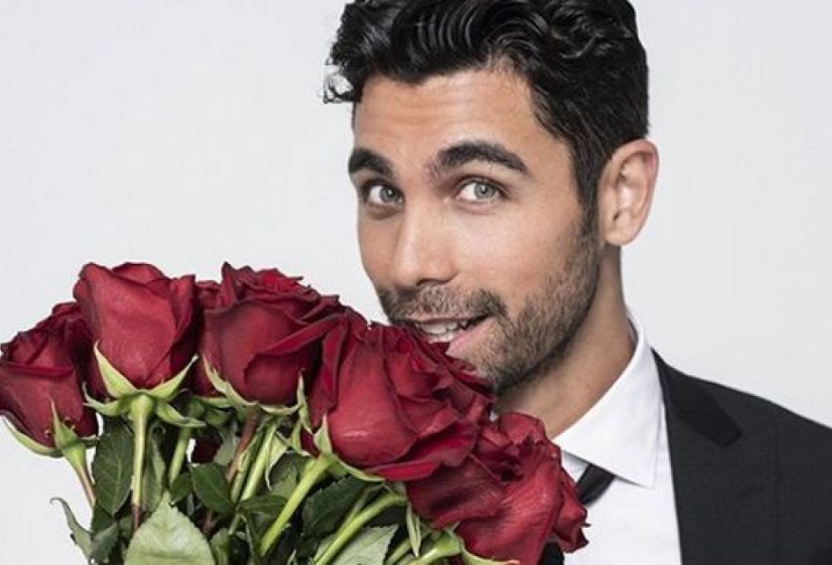 The Bachelor: Ο Παναγιώτης Βασιλάκος τρολλάρει τον Αλέξη Παππά The Bachelor: Ο Παναγιώτης Βασιλάκος τρολλάρει τον Αλέξη Παππά