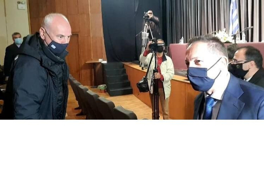 Ο Κοτσαμπάς ζήτησε από τον Πέτσα: Επιπλέον μέτρα στήριξης και απαλλαγή από τα δημοτικά τέλη/τέλη τραπεζοκαθισμάτων για το 2021 Ο Κοτσαμπάς ζήτησε από τον Πέτσα: Επιπλέον μέτρα στήριξης και απαλλαγή από τα δημοτικά τέλη/τέλη τραπεζοκαθισμάτων για το 2021