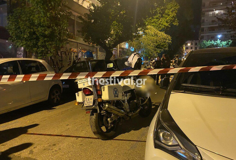 Θεσσαλονίκη: Δολοφονία στη μέση του δρόμου – «Μπήκε σε ταχυφαγείο και άρπαξε ένα μαχαίρι» Θεσσαλονίκη: Δολοφονία στη μέση του δρόμου – «Μπήκε σε ταχυφαγείο και άρπαξε ένα μαχαίρι»