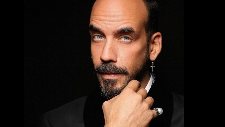 Πάνος Μουζουράκης: Η ηλικία, η καταγωγή, το Voice, η σχέση με τη Μαρία Σολομού και η απεξάρτηση από τα ναρκωτικά