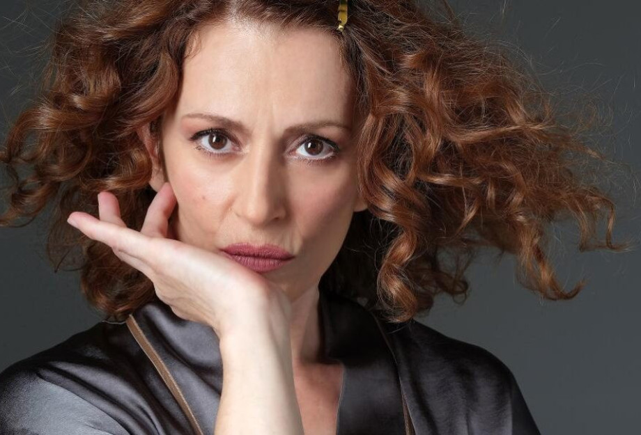 Στέλα Φυρογένη: Η «Χάιδω» από τη «Γη της Ελιάς» αποκαλύπτεται -Οι κατάρες, τα παιδιά χρόνια στη Θεσσαλονίκη και η ζωή στην Κύπρο Στέλα Φυρογένη: Η «Χάιδω» από τη «Γη της Ελιάς» αποκαλύπτεται -Οι κατάρες, τα παιδιά χρόνια στη Θεσσαλονίκη και η ζωή στην Κύπρο