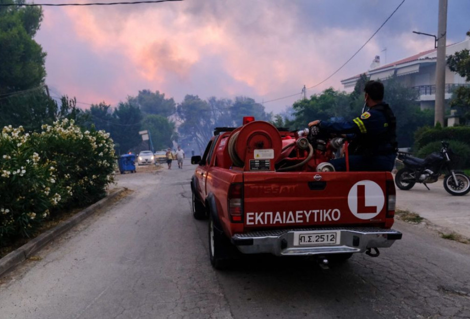 Φωτιά στη Βαρυμπόμπη – Πώς εξαπλώθηκε από ώρα σε ώρα Φωτιά στη Βαρυμπόμπη – Πώς εξαπλώθηκε από ώρα σε ώρα