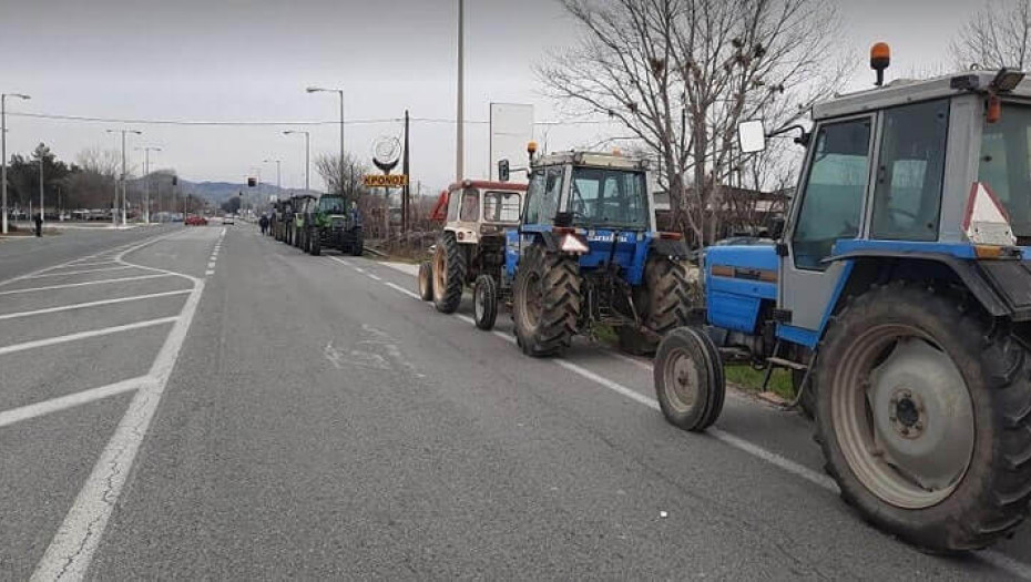 Με 50 τρακτέρ δεν πας στον Προμαχώνα….