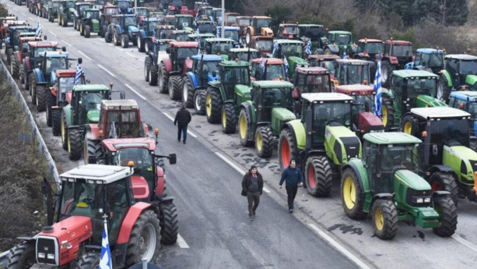 Την ερχόμενη Παρασκευή οι αγρότες στον κόμβο της Νίκαιας Ξεκινούν τα μπλόκα