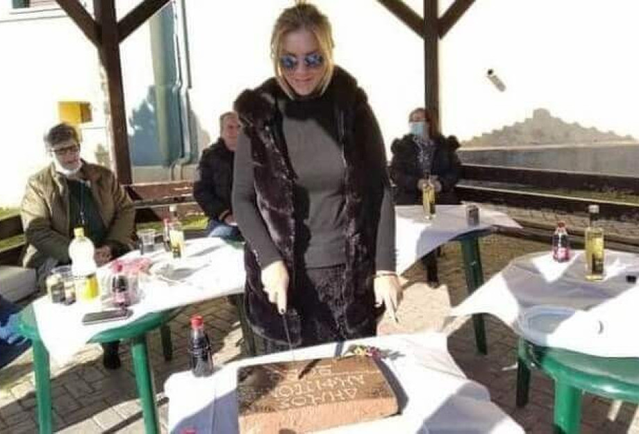 Σε Πρώτη και Παλαιοκώμη Πραγματοποιήθηκε η καθιερωμένη κοπή της βασιλόπιτας Σε Πρώτη και Παλαιοκώμη Πραγματοποιήθηκε η καθιερωμένη κοπή της βασιλόπιτας