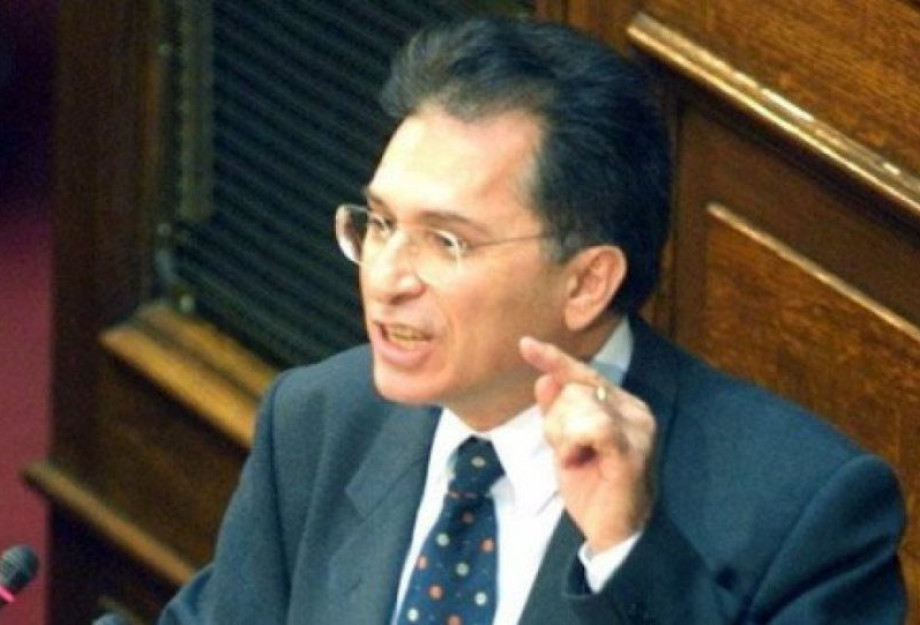 Απο τον Γιάννη Ανθόπουλο: «Το τέρας και ο αστυνομικός» Απο τον Γιάννη Ανθόπουλο: «Το τέρας και ο αστυνομικός»