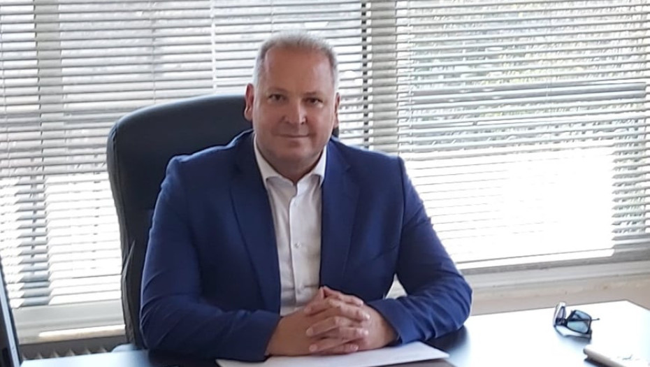 Αβραμάκης και ΣΥΡΙΖΑ επιμένουν