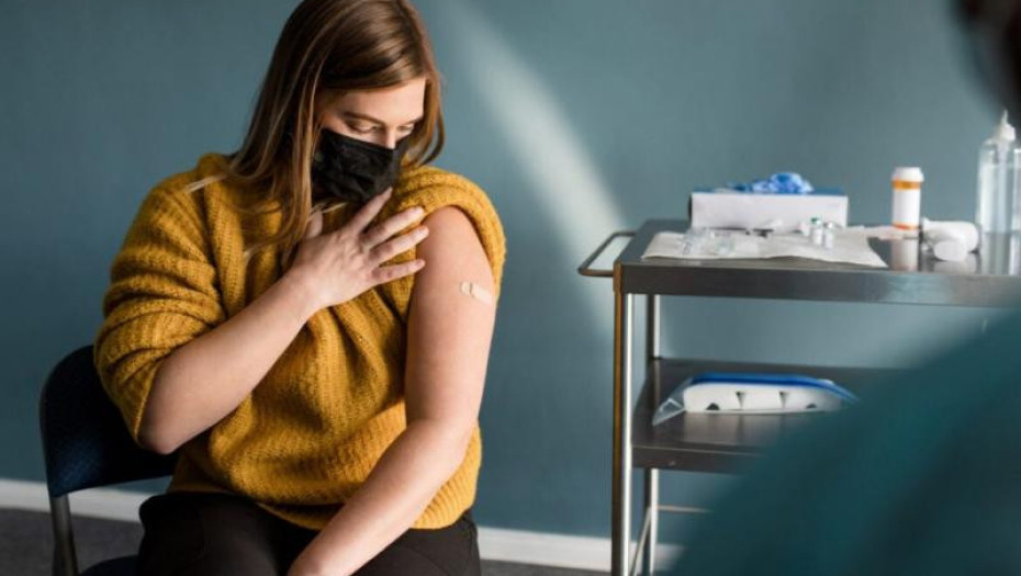 Τρίτη δόση: Πόσες ημέρες μετά το εμβόλιο χτίζουμε ανοσία στον κορωνοϊό