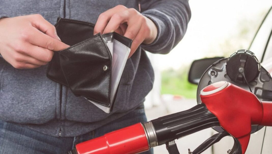 Στα 111,50 δολάρια το πετρέλαιο: Στα 194,715 ευρώ το φυσικό αέριο!