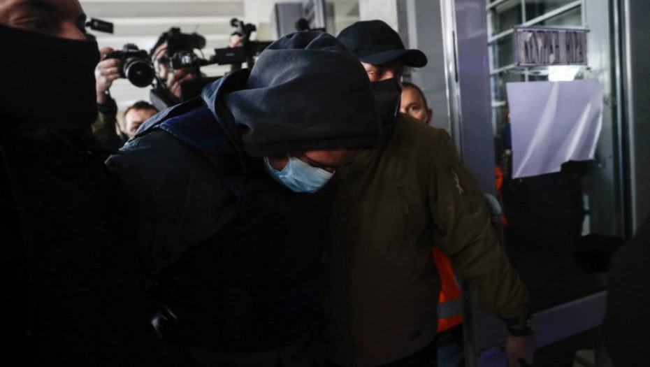 Δολοφονία Αλκη: Οργή και αποδοκιμασίες για τον 23χρονο στα δικαστήρια