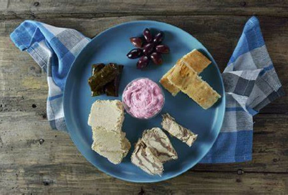 Πόσες θερμίδες έχουν τα νηστίσιμα εδέσματα που φάγαμε την Καθαρά Δευτέρα; Πόσες θερμίδες έχουν τα νηστίσιμα εδέσματα που φάγαμε την Καθαρά Δευτέρα;