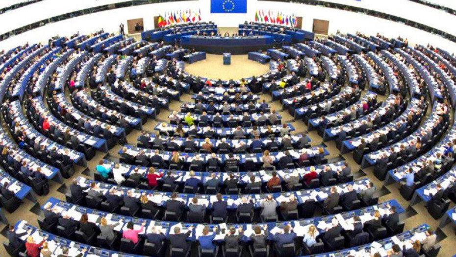 Χάσανε τον μπούσουλα οι Ευρωβουλευτές στο ΣΥΡΙΖΑ: Δεν ψήφισαν την οικονομική βοήθεια προς την Ουκρανία!