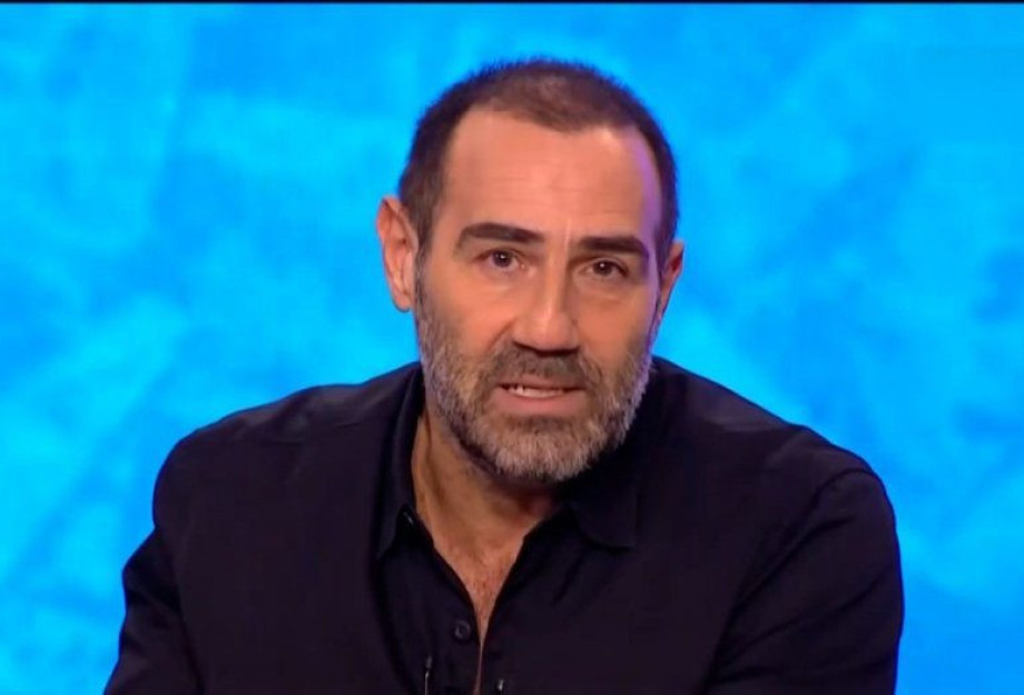 Ράδιο Αρβύλα: Λύγισε on air ο Αντώνης Κανάκης – «Χάσαμε έναν δικό μας άνθρωπο» Ράδιο Αρβύλα: Λύγισε on air ο Αντώνης Κανάκης – «Χάσαμε έναν δικό μας άνθρωπο»