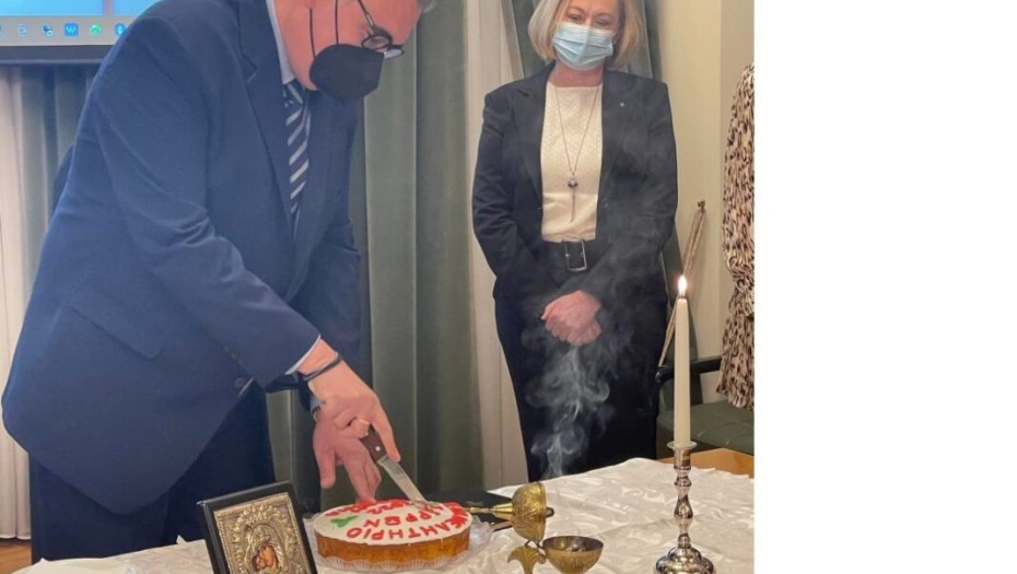 Το Επιμελητήριο Σερρών έκοψε την Πρωτοχρονιάτικη πίτα του