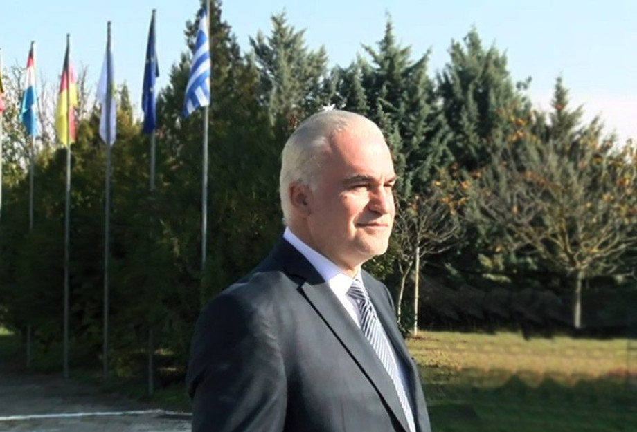 Ο Βέρρος από υποστηριχτής του Καλαϊτζίδη, Υποψήφιος πρόεδρος του ΕΒΕΣ! Ο Βέρρος από υποστηριχτής του Καλαϊτζίδη, Υποψήφιος πρόεδρος του ΕΒΕΣ!