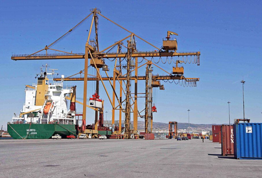 Γερανός ανύψωσης κοντέϊνερ στην 6η προβλήτα του Λιμανιού της Θεσσαλονίκης που θα γίνει η επέκταση, Πέμπτη 31 Αυγούστου 2006 Γερανός ανύψωσης κοντέϊνερ στην 6η προβλήτα του Λιμανιού της Θεσσαλονίκης που θα γίνει η επέκταση, Πέμπτη 31 Αυγούστου 2006