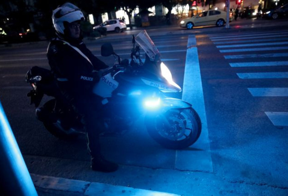 Μενίδι – Πτώμα άνδρα βρέθηκε τυλιγμένο σε χαλί κοντά σε σχολείο Μενίδι – Πτώμα άνδρα βρέθηκε τυλιγμένο σε χαλί κοντά σε σχολείο