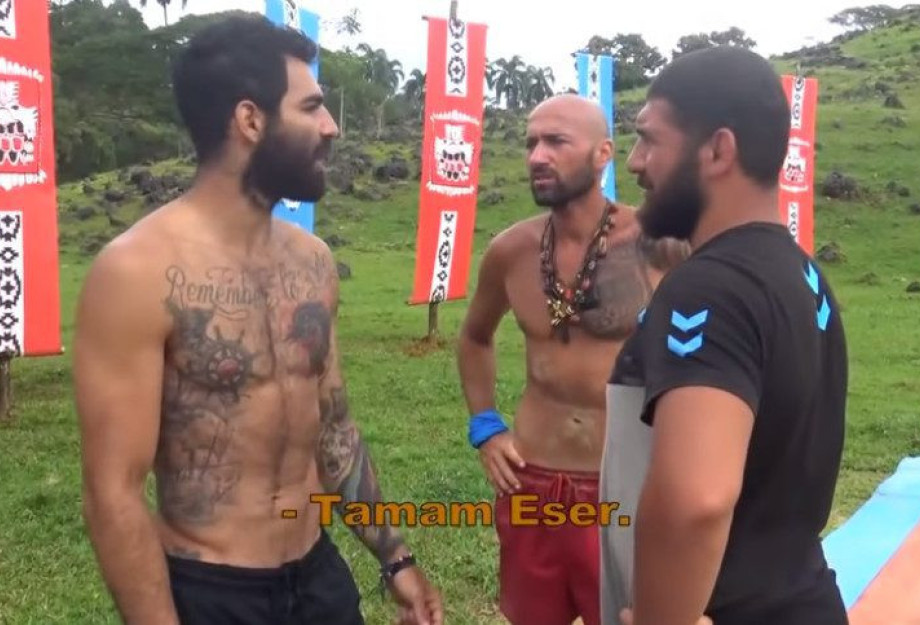 Στο τούρκικο Survivor πέφτουν μπουνιές – Τους χώρισε ο Ατζούν