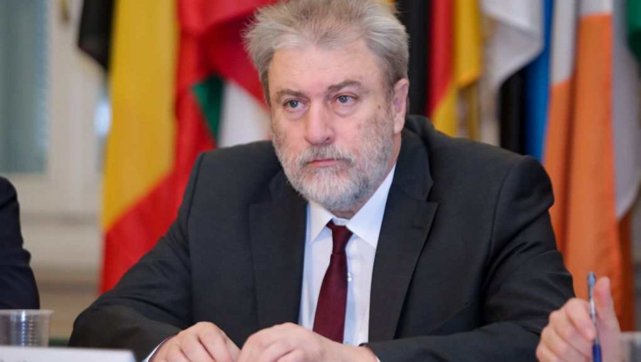 Νότης Μαριάς: H νομική ασυλία κίνητρο για την ταχύτερη δημιουργία του κορονοεμβολίου